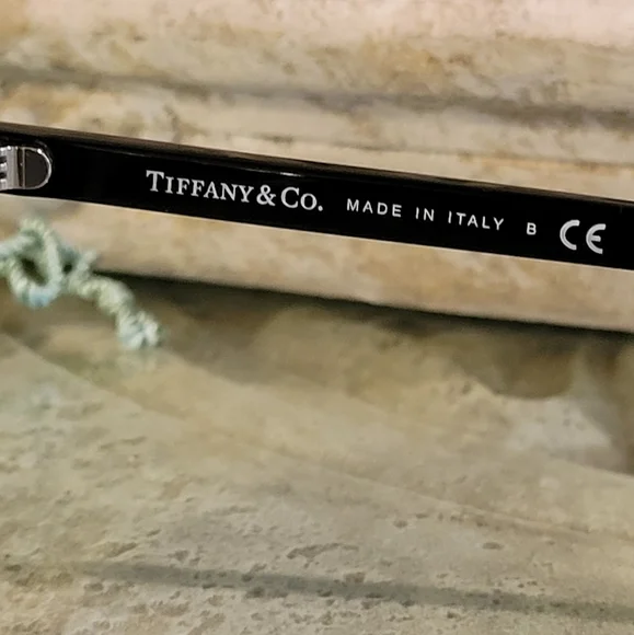 Tiffany & Company TF4147 Modified Aviator Sunglasses NA # 430 - Picture 7 of 17